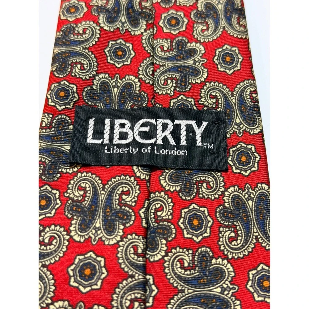 Liberty of London Necktie Red Paisley Silk Medallion Classic Made in USA Tie